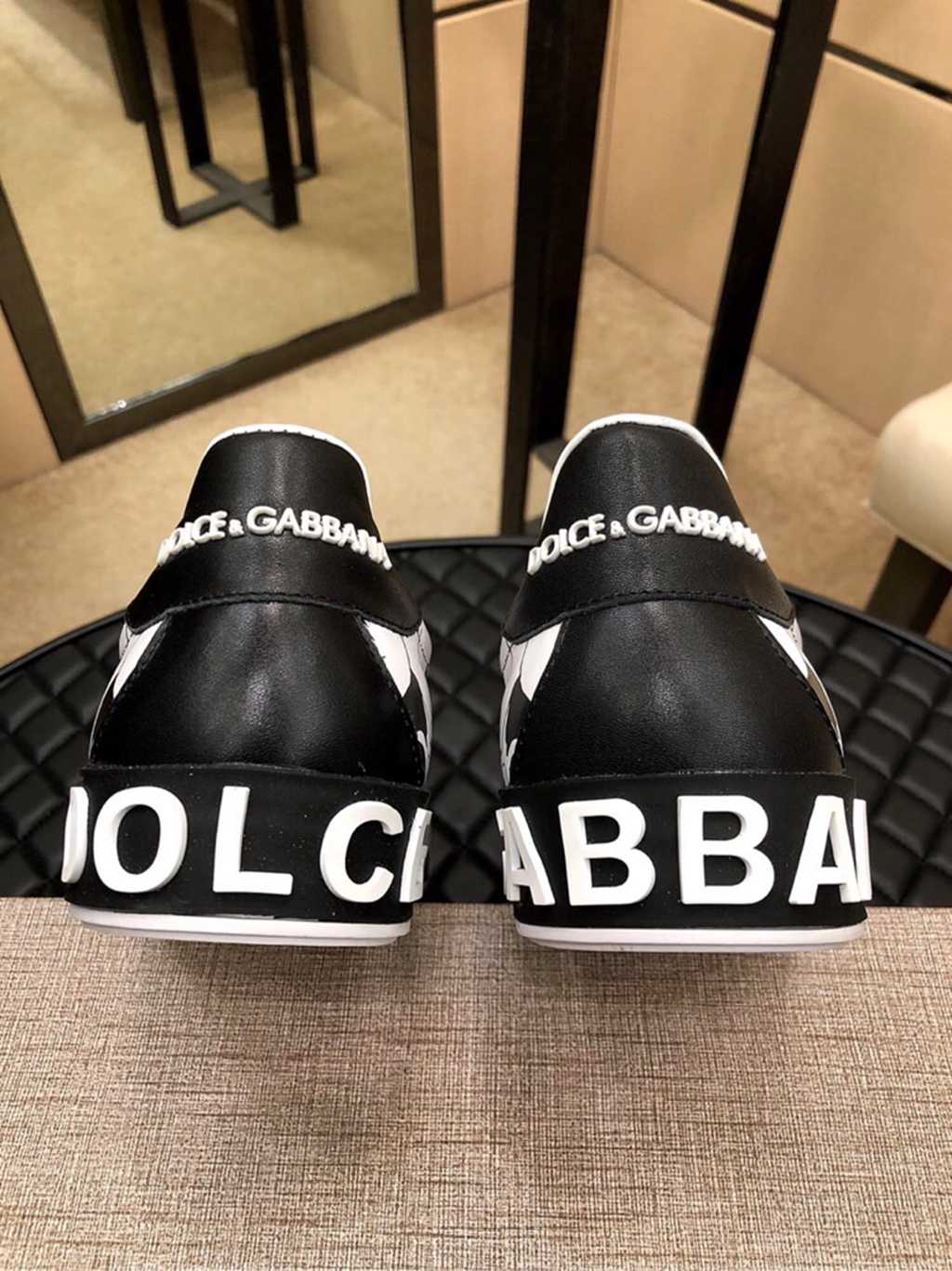D*G sneaker